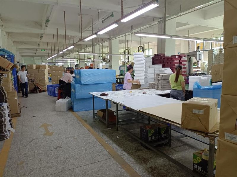 Cina Shenzhen Linglongrui Packaging Product Co., Ltd. Profil Perusahaan 